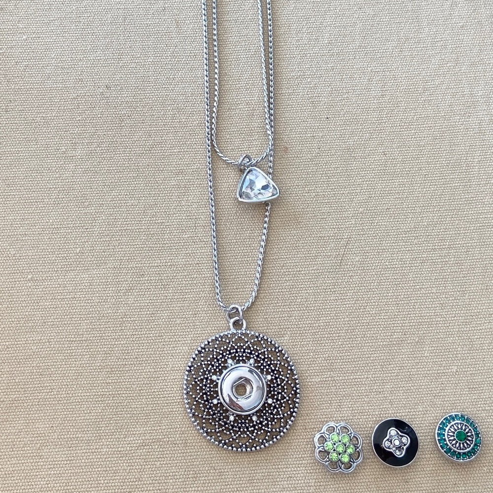 MV Mini Layered Lights Necklace